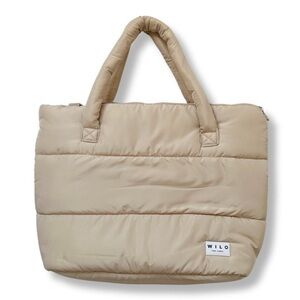 Willow the label Beige quilted puffer travel Tote Bag